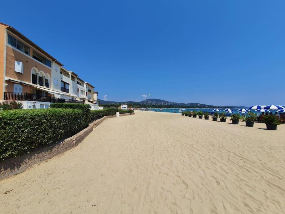 Appartement 30 M De La Plage Grimaud Eksteriør billede