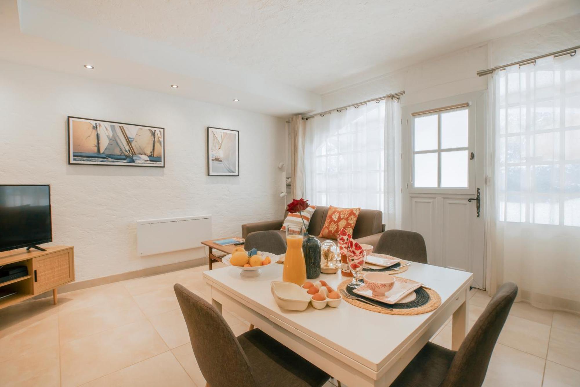 Appartement 30 M De La Plage Grimaud Eksteriør billede