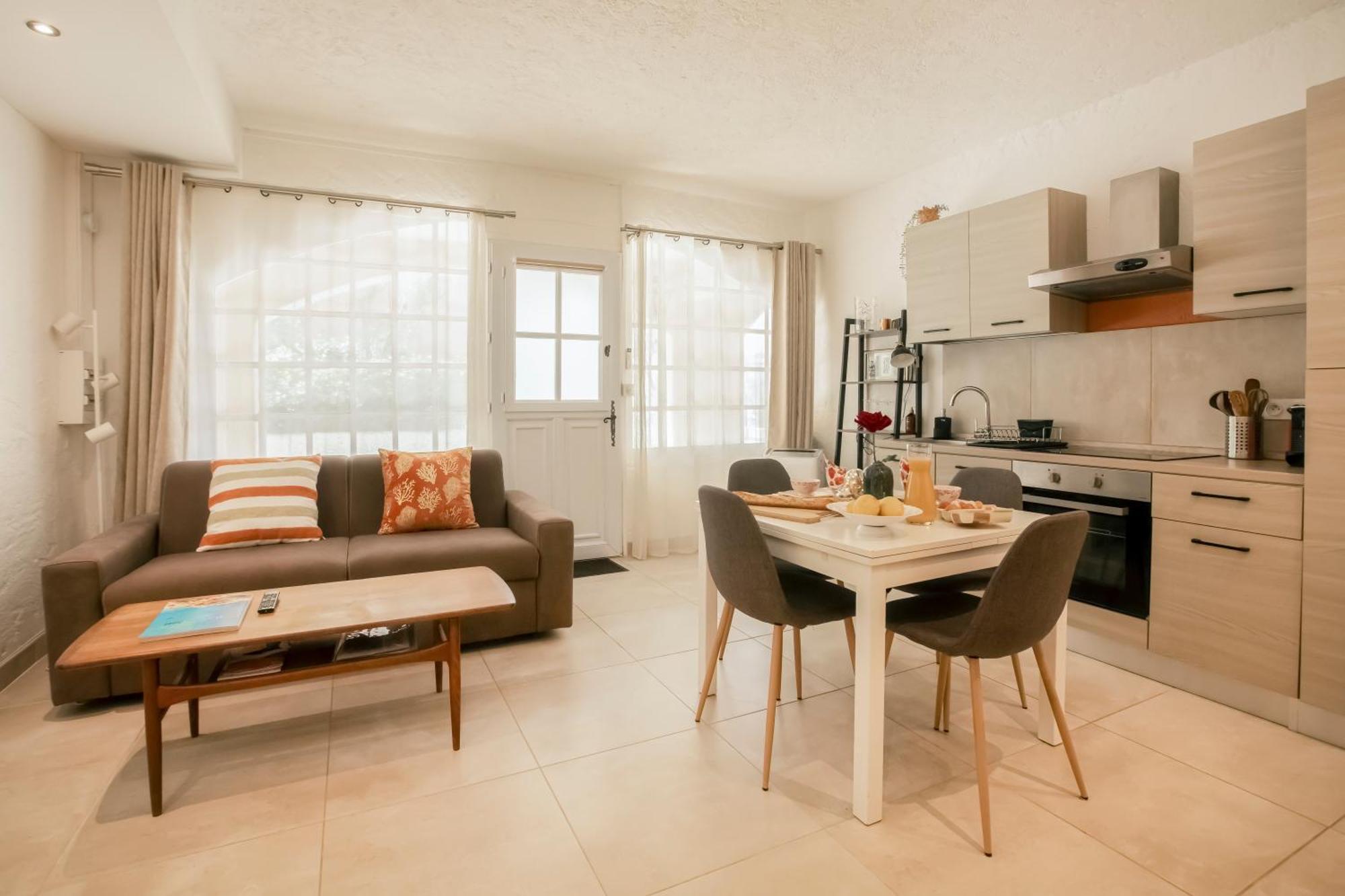 Appartement 30 M De La Plage Grimaud Eksteriør billede